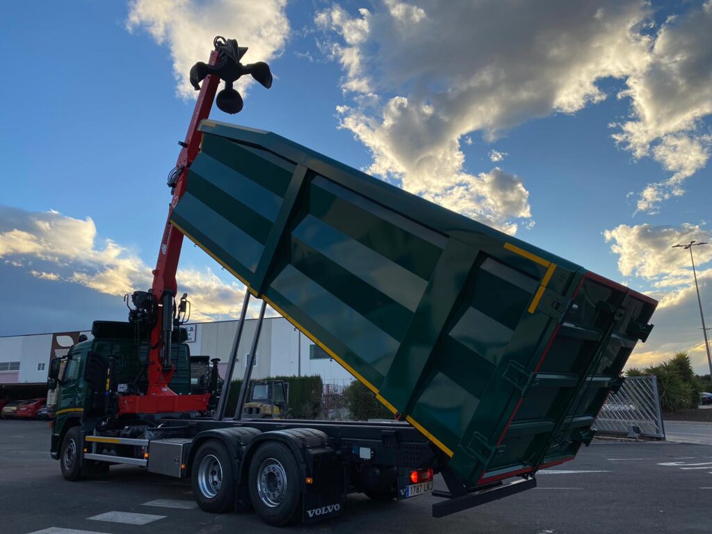scrapmetaloader-mounted-ontippersemitrailer-forsale